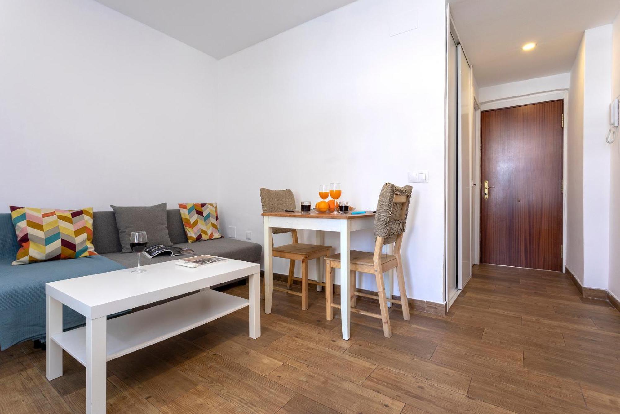 Sunstay Isabel Lofts Center Torremolinos Exterior foto